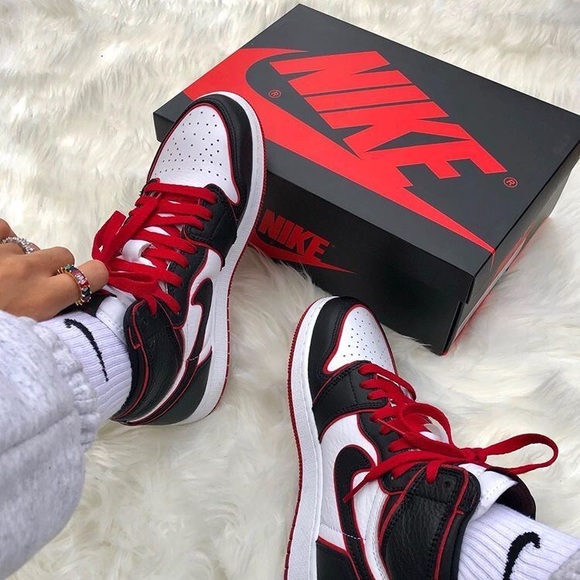 Jordan Shoes - Jordan 1 retro high og bloodline